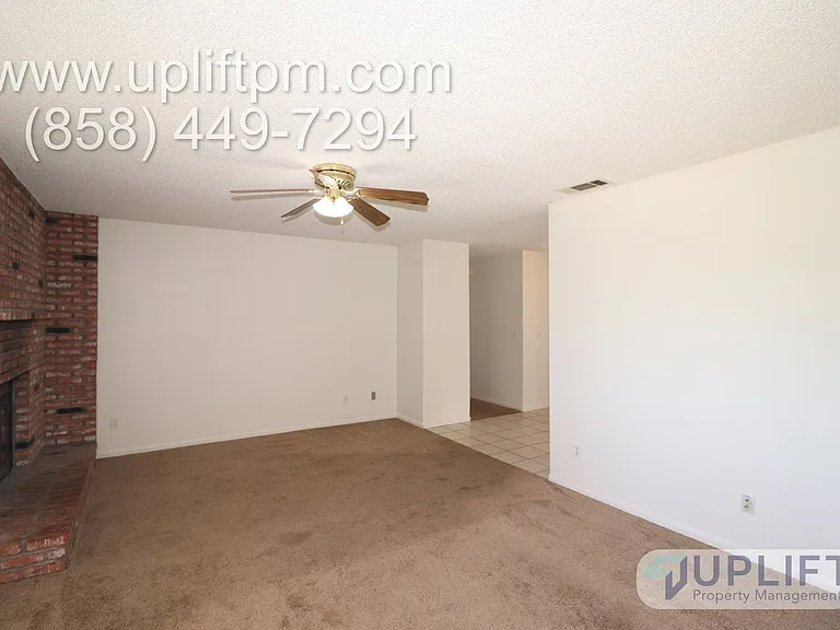 15938 Caras Ct — Photo 5