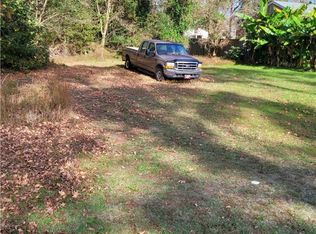 3901 Seaford Rd, Seaford, VA 23696