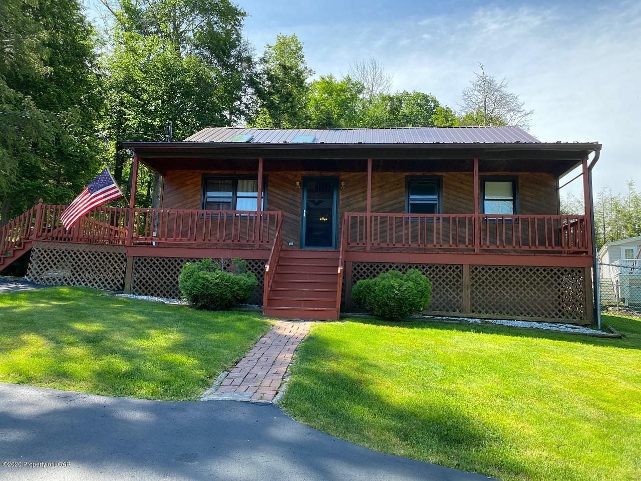 8 Lincoln St, Dallas, PA 18612 Zillow