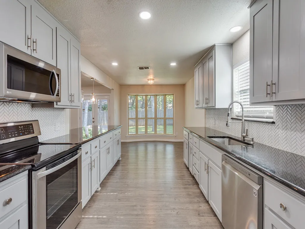 4 bed, 1744 sqft, $3,100 — Photo 1