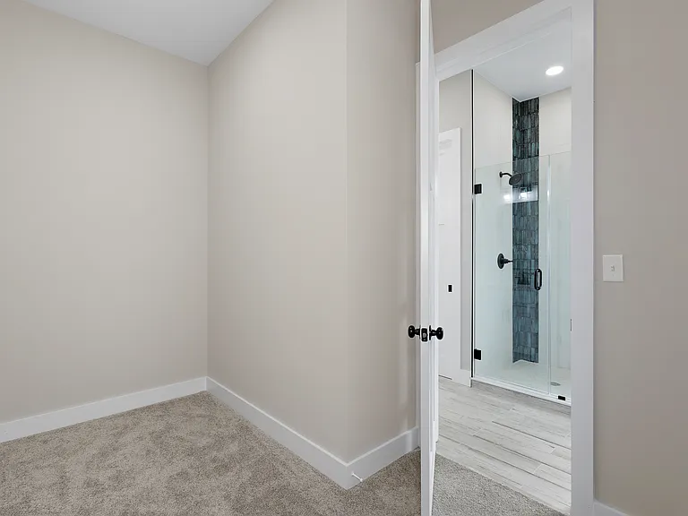 4529 Alliance Rd — Photo 16