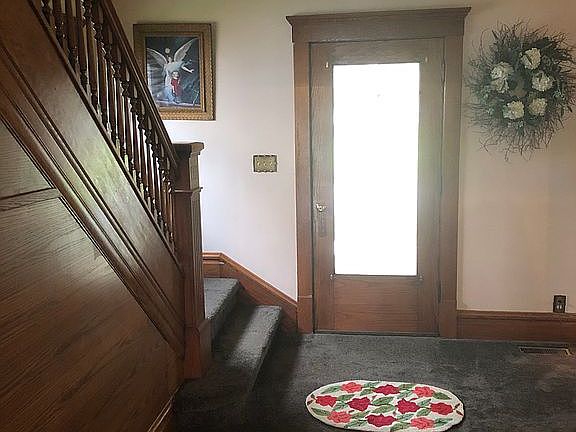 4th image of 754 Sandusky St