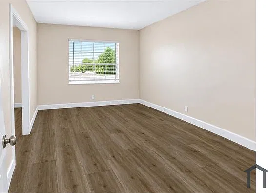 2 bed, 935 sqft, $2,160 — Photo 3