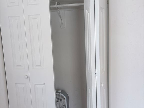 3rd image of 109 Cinnamon Dr Unit 1