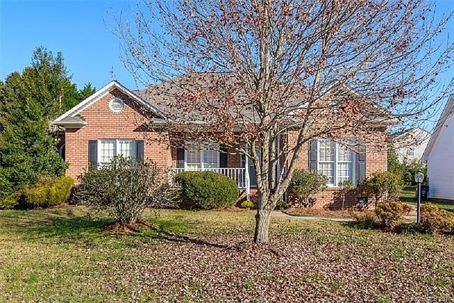 1st image of 3644 Farm Lake Dr SW