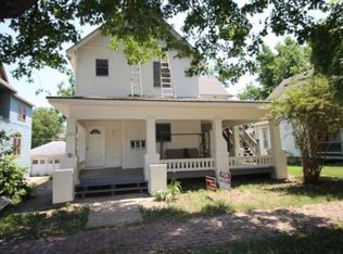 1132 Tennessee St APT 1, Lawrence, KS 66044