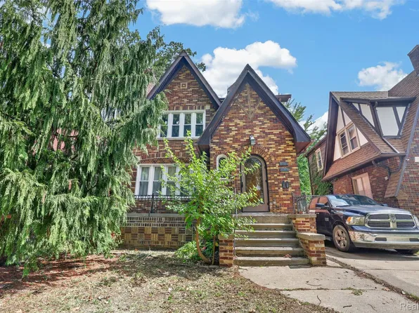 5572 Kensington Ave, Detroit, MI 48224