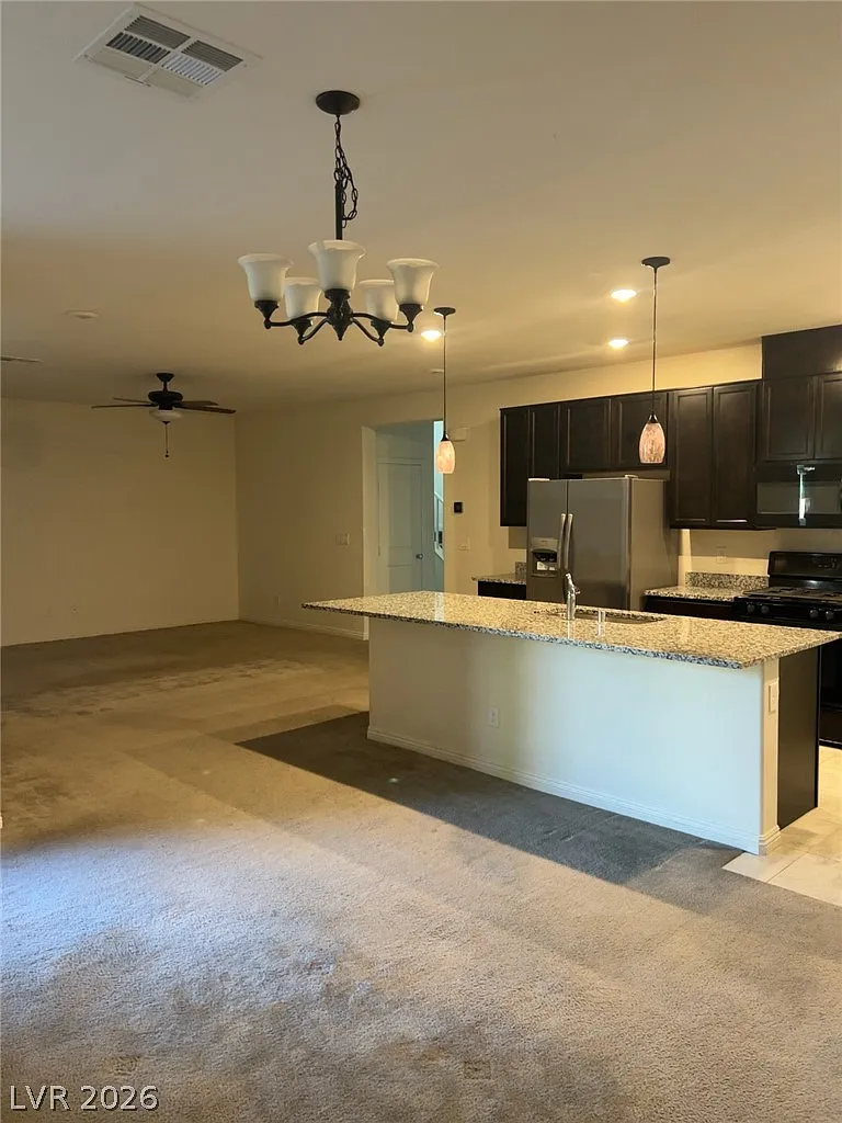 3 bed, 2.5 bath, 2260 sqft, $2,551 — Photo 2