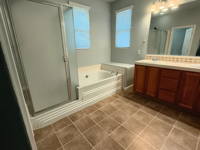 4960 Madamin Way — Photo 23