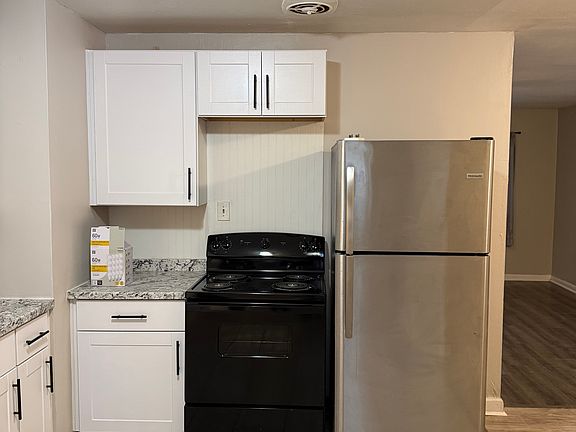 5th image of 4114 Blue Spring Rd NW