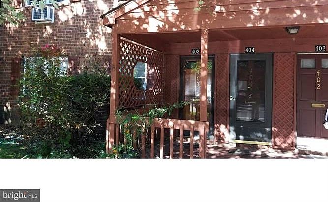 1st image of 404 Garnet Dr