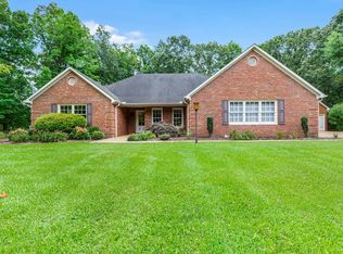 65 King Arthur Dr, Paris, TN 38242