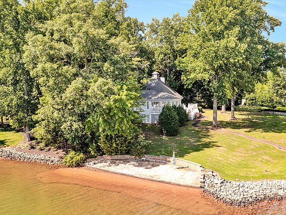 5th image of 6100 Smith Mountain Rd