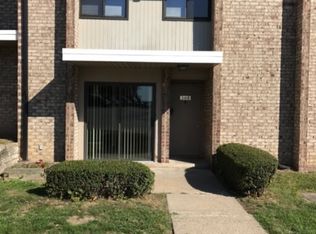 308 Camelot Dr, Pittsburgh, PA 15220
