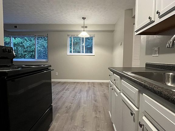2nd image of 3031 Westwood Northern Blvd #22