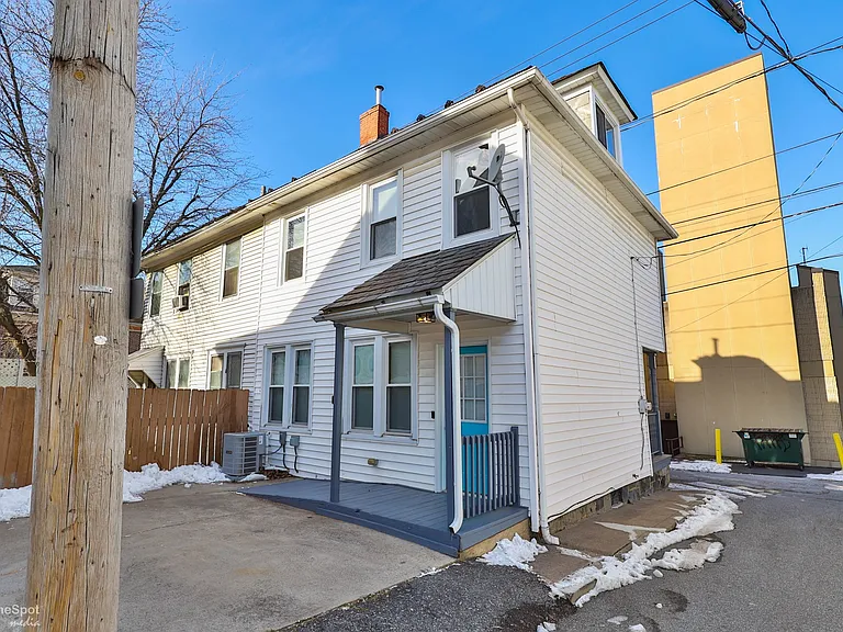 517 Schaffer St — Photo 16