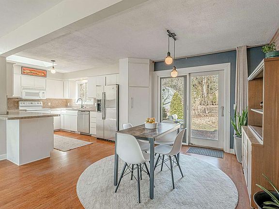 5th image of 1610 RANDY Lane