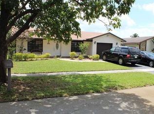 9220 NW 32nd Pl, Sunrise, FL 33351