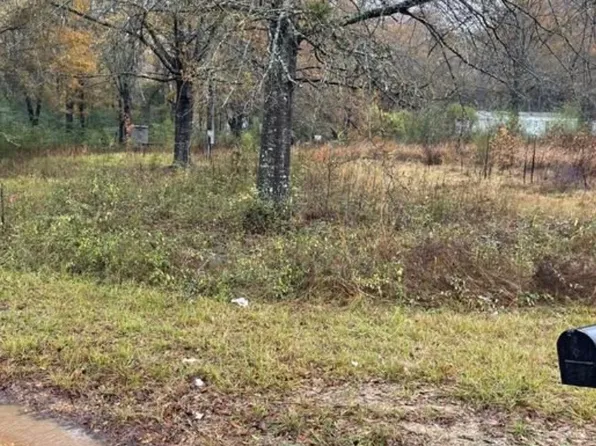 859 Minga Dr, Grenada, MS 38901