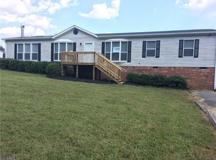 2909 Susan Ln, Winston Salem, NC 27107