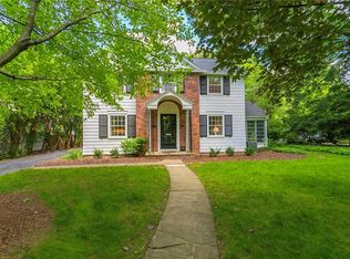 550 Antlers Dr, Rochester, NY 14618