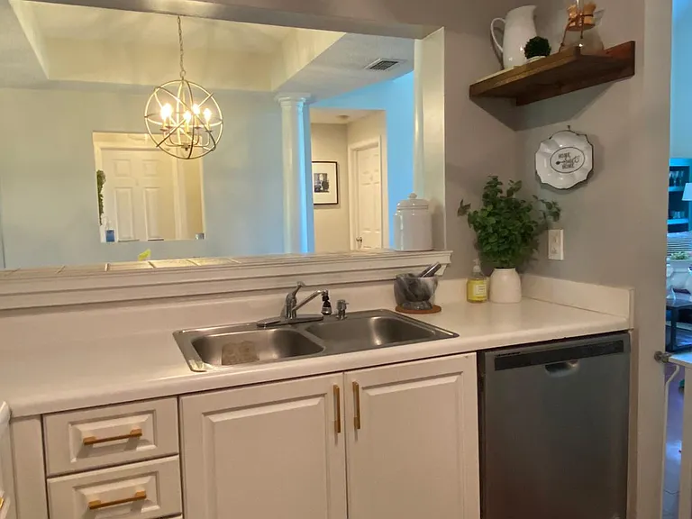 220 Renaissance Pkwy NE #1312 — Photo 17