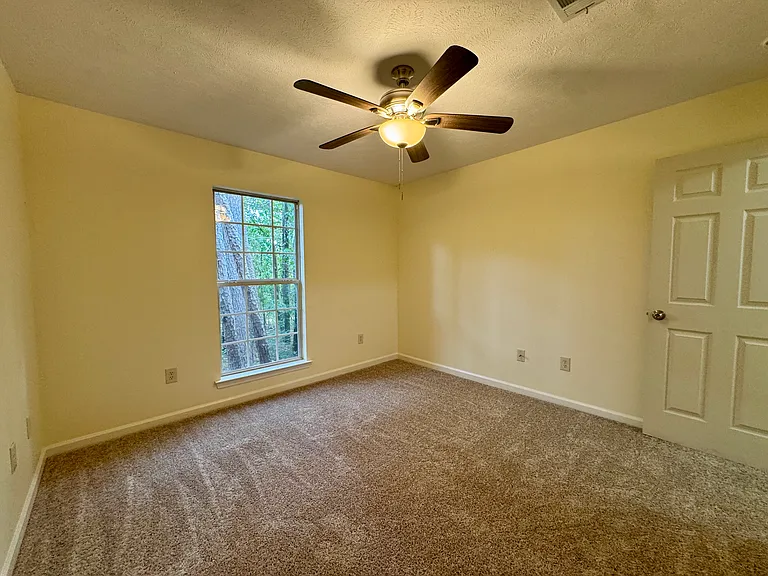 44 Kirkland Dr — Photo 21
