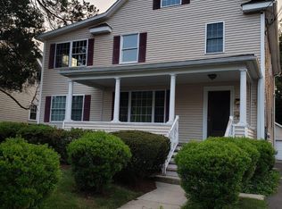 44 Elm Tree Pl, Stamford, CT 06906