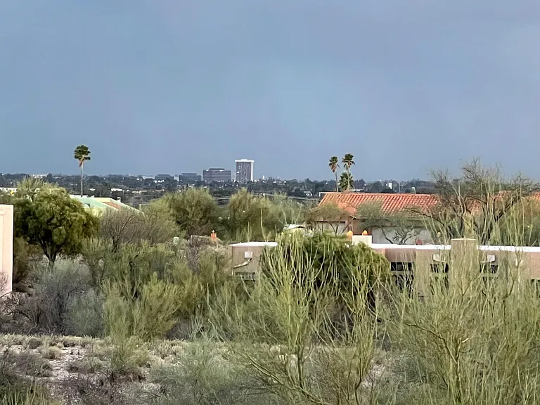 Panoramic City light & valley views