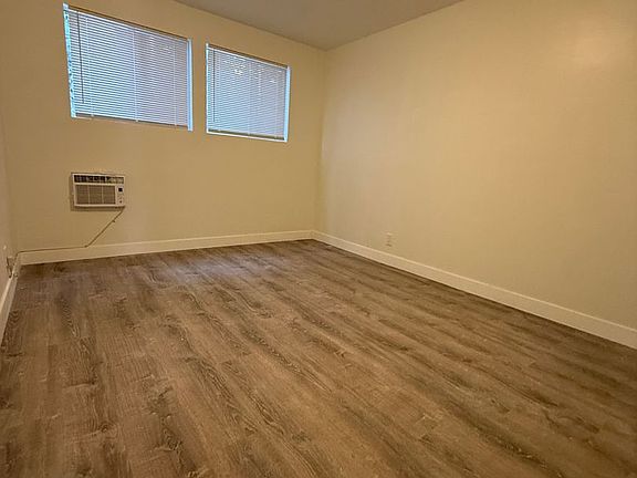 5th image of 815 S Wilton Pl #1