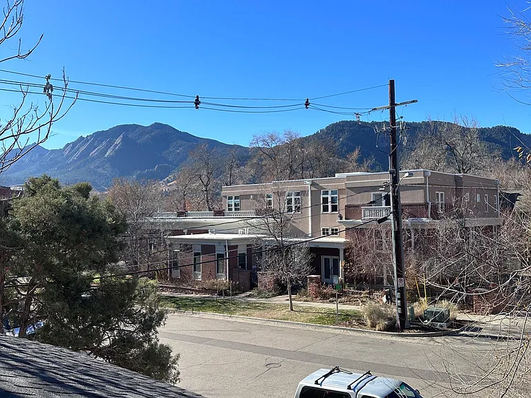 Amazing view of the flatirons
