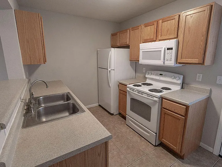 5313 Currituck Ln — Photo 6