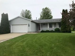 607 E Main St, Danvers, IL 61732