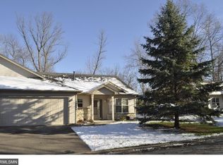 10884 Woodland Dr, Chisago City, MN 55013