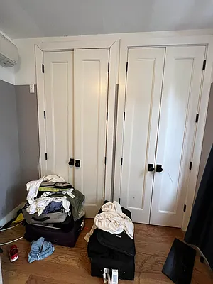 Rented by Delmark Realty LLC | media 72