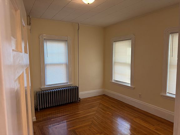 3rd image of 66-68 Judson St #1