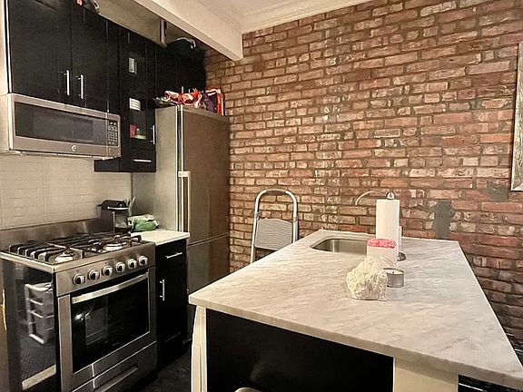 2nd image of 133 E 4th St #6224