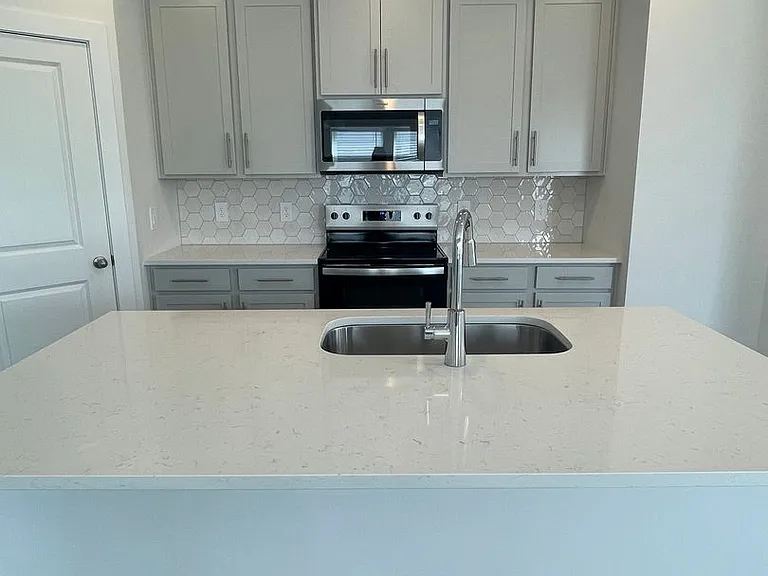 3108 Citrine Dr — Photo 6