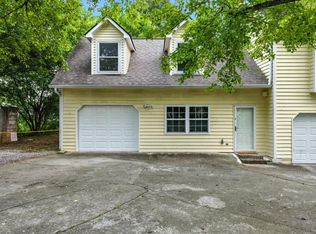 2710 Hodge Rd #G, Knoxville, TN 37931