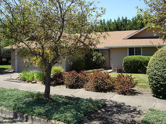 2nd image of 2673 Stonebrook Dr