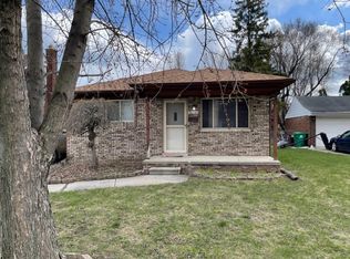 16236 Bell Ave, Eastpointe, MI 48021