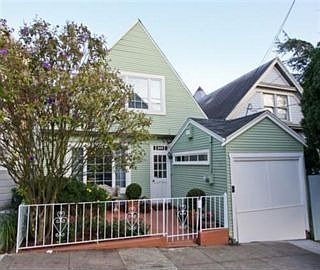 1st image of 245 Hoffman Ave