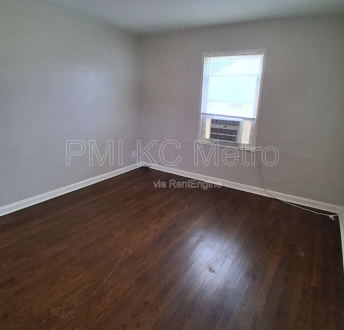 2 bed, 1.0 bath, 850 sqft, $925 — Photo 4