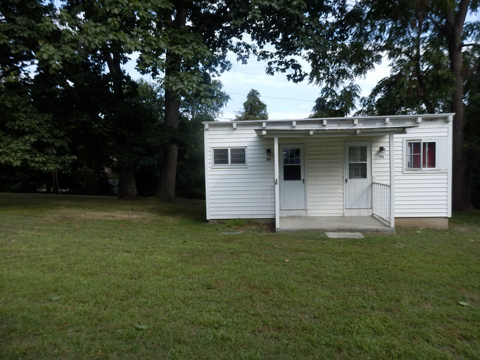 1st image of 5 Hollybrook Farm Ln #5A