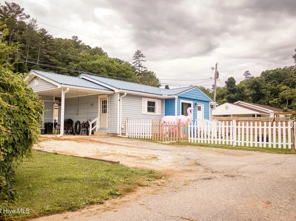 47 Hatchett Street, Murphy, NC 28906
