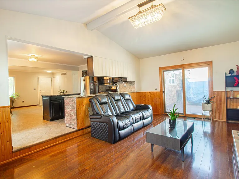 4300 Connie Dr — Photo 8