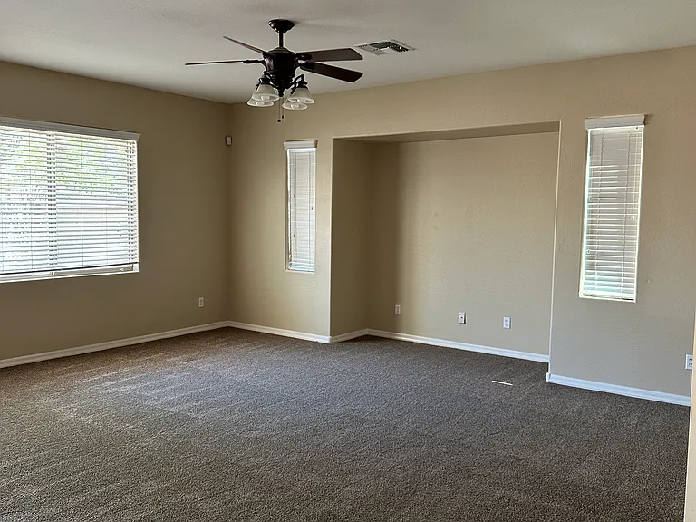 17580 W Gelding Dr — Photo 10