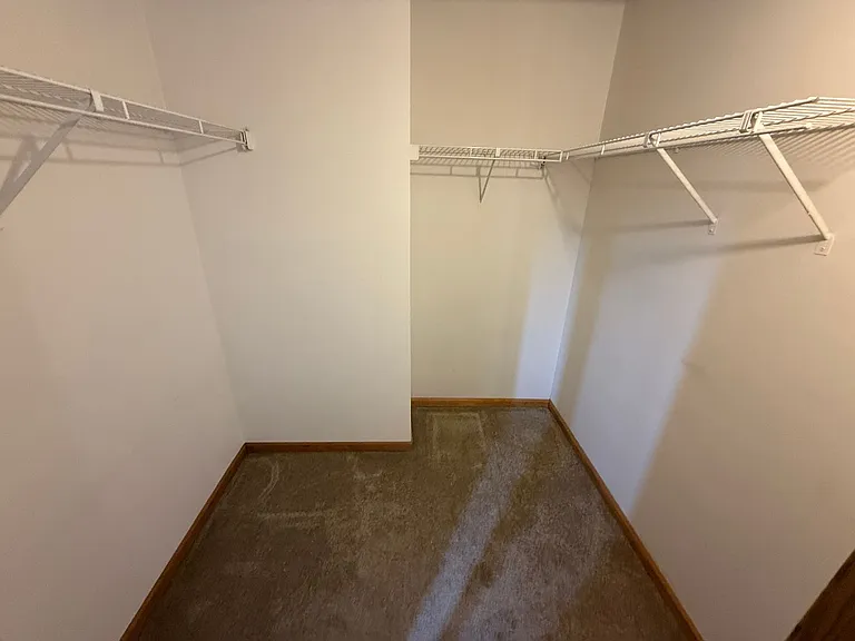 78 10th St E #401 — Photo 9