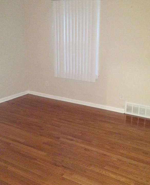 2nd image of 17240 Stahelin Ave