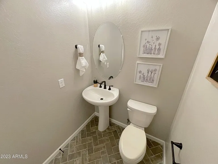 2980 Dillon Blvd — Photo 18